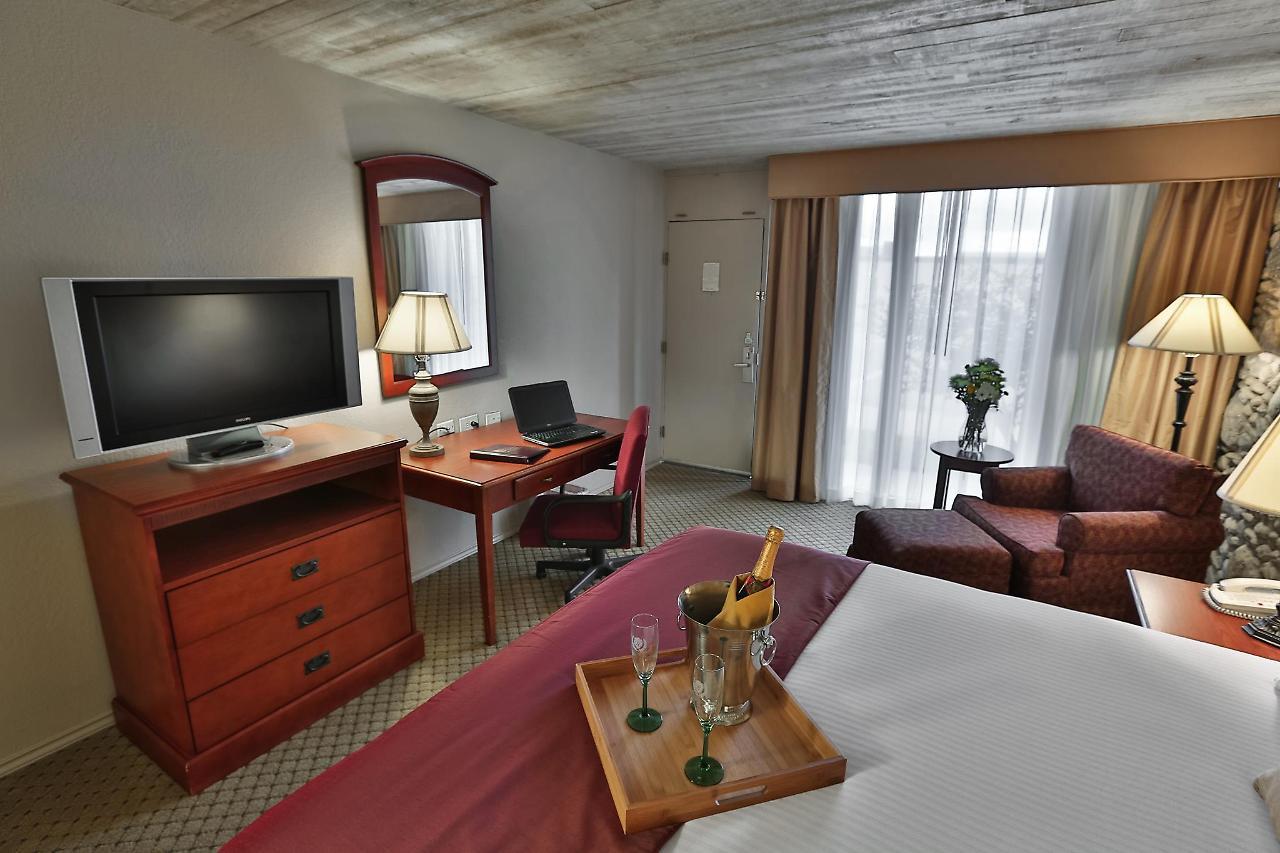 Cherokee Casino West Siloam Springs Resort Экстерьер фото