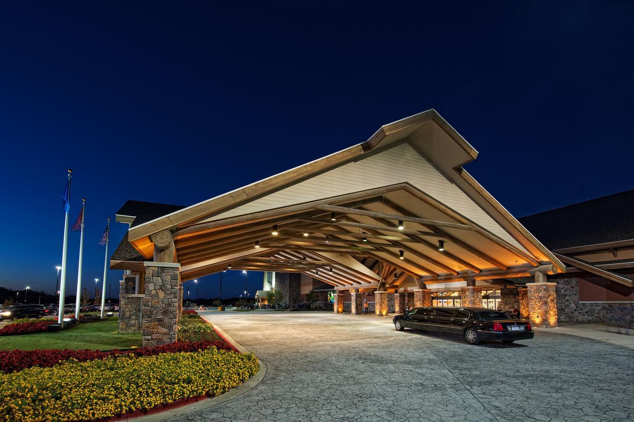 Cherokee Casino West Siloam Springs Resort Экстерьер фото